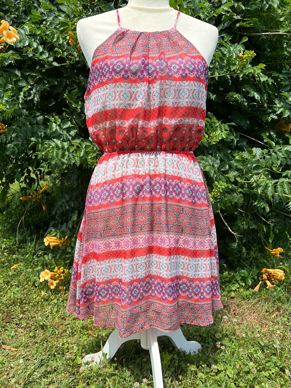 RUE21 SUNDRESS with PEEKABOO BACK